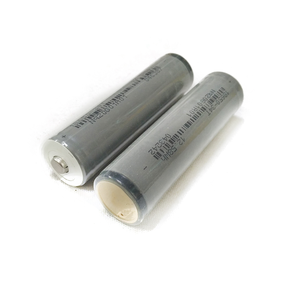 Аккумуляторная батарея 18650 3.7V 2200mAh с защитой